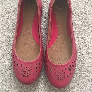 Clark’s ballet flats